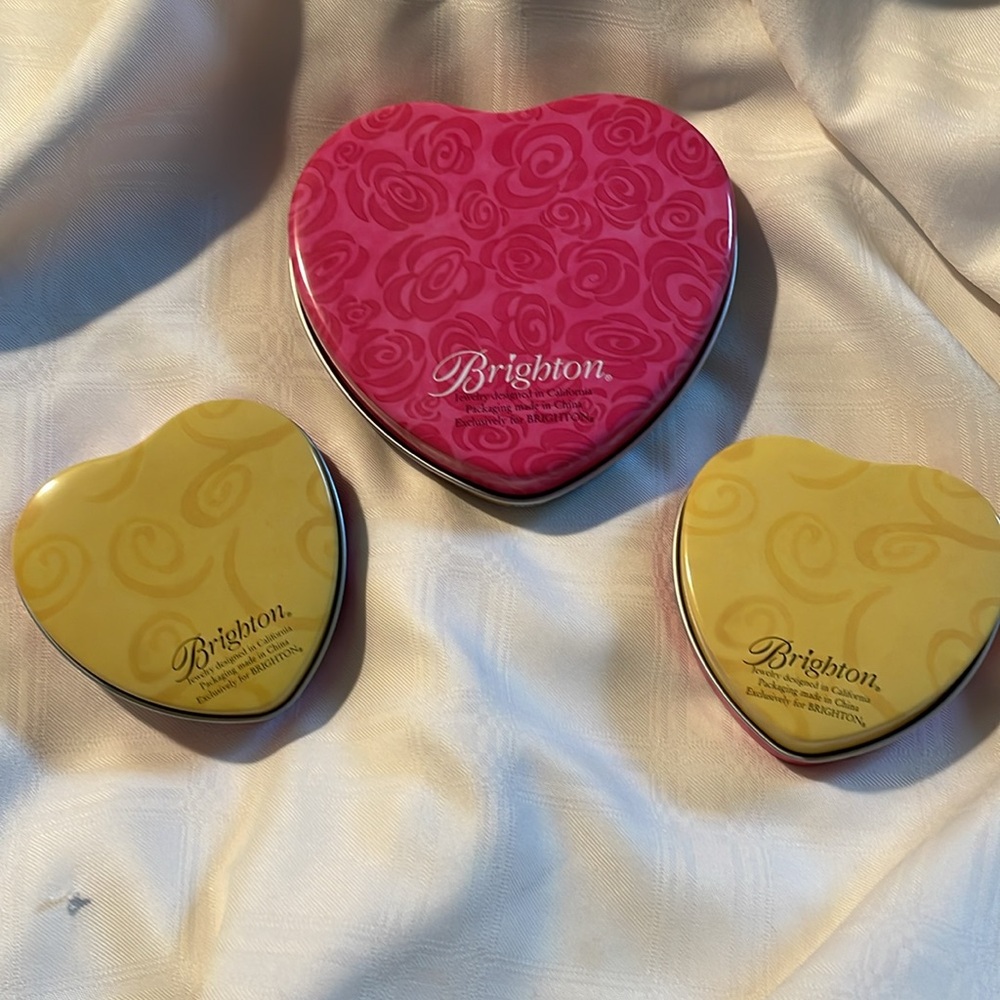 Brighton heart tins, 3 count - Picture 4 of 6